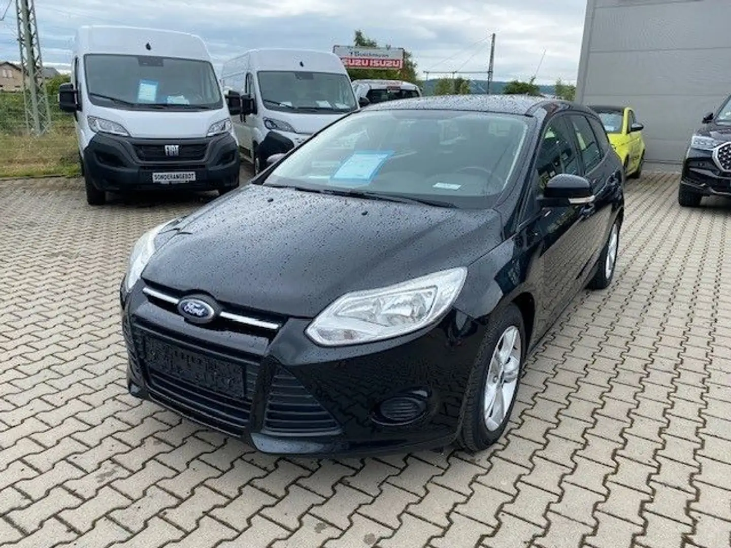 Ford Focus 1,0 EcoBoost Turnier Sitzheizung - AHK Schwarz - 1