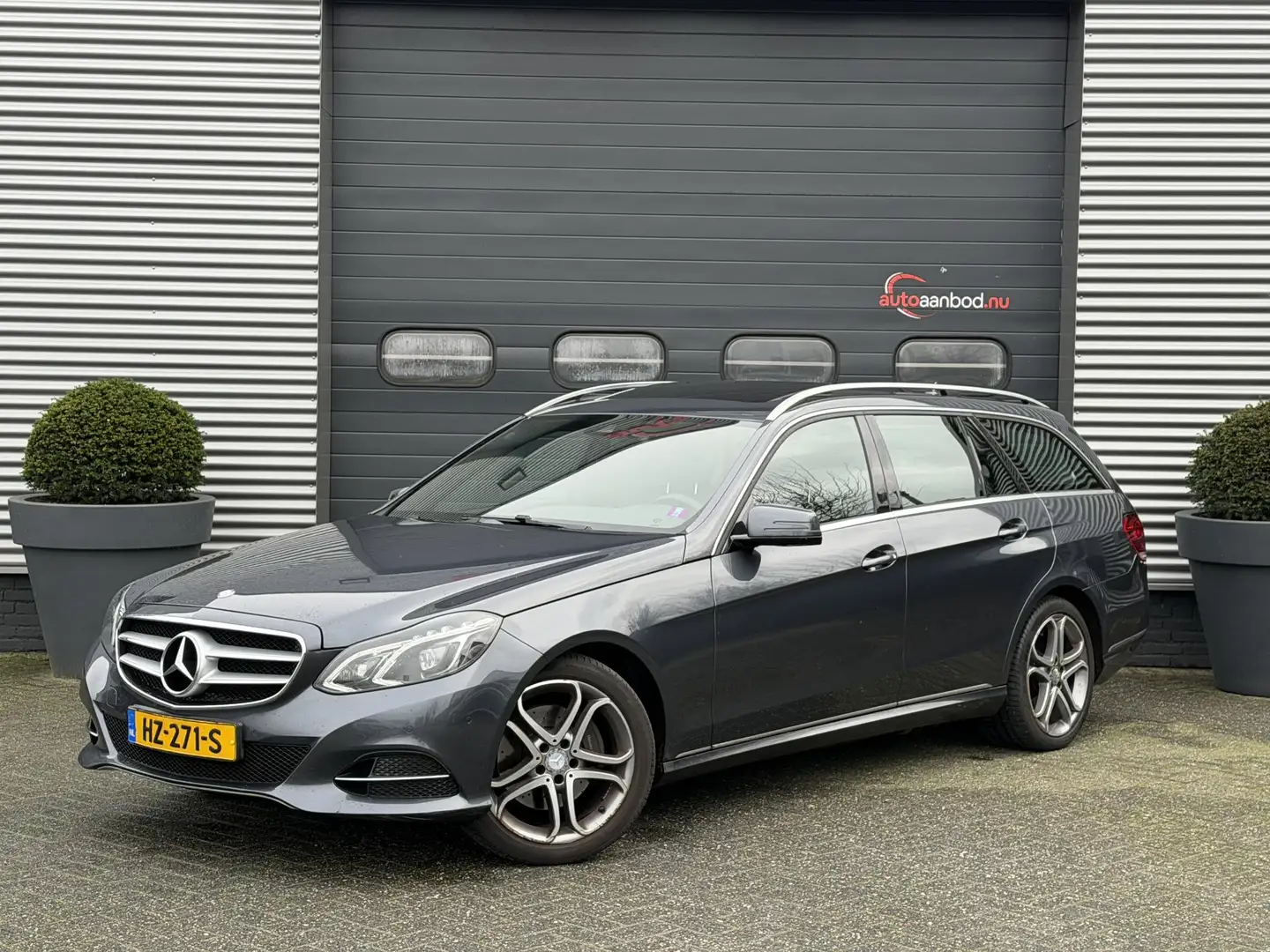 Mercedes-Benz E 250 Estate Ambition Avantgarde | Panoramadak | Navigat Gris - 1