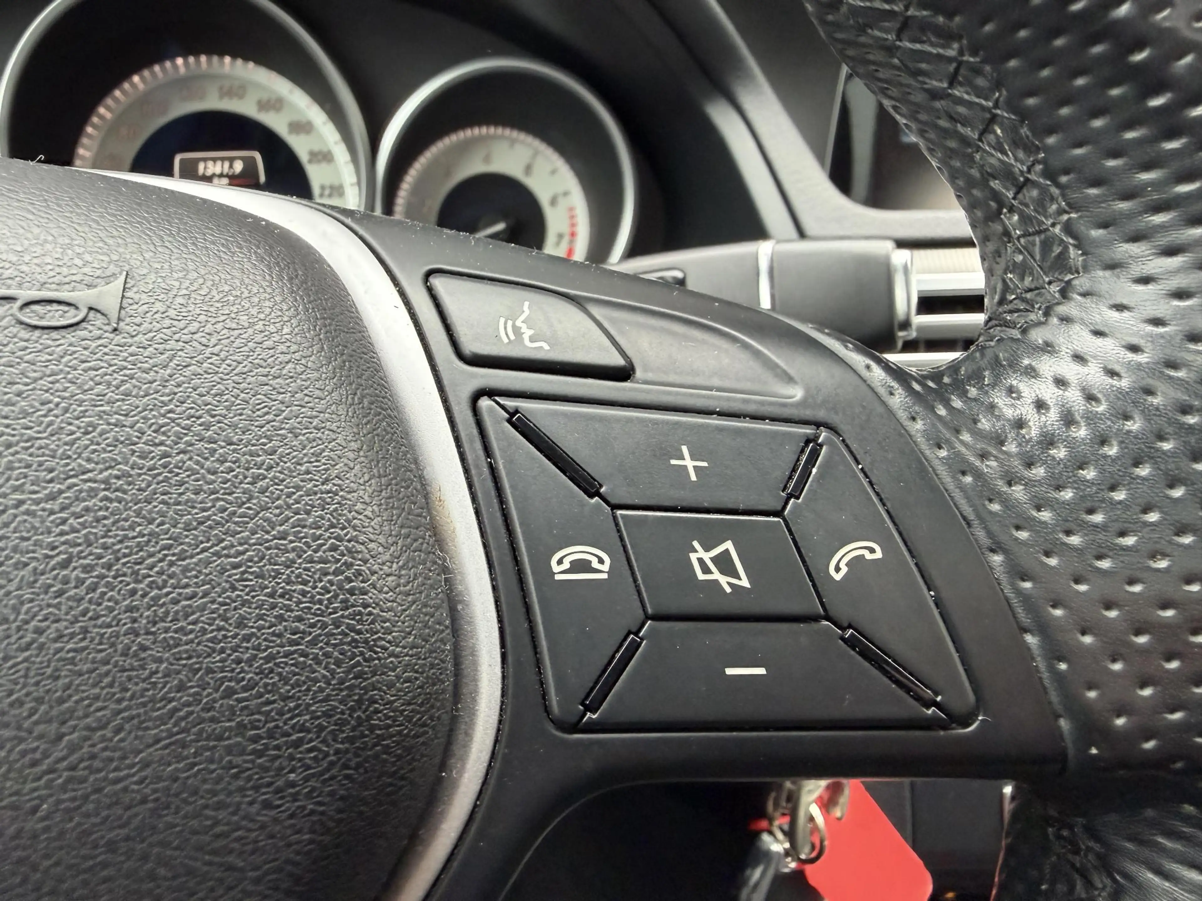 Mercedes-Benz E 250 Estate Ambition Avantgarde | Panoramadak | Navigat — photo 15