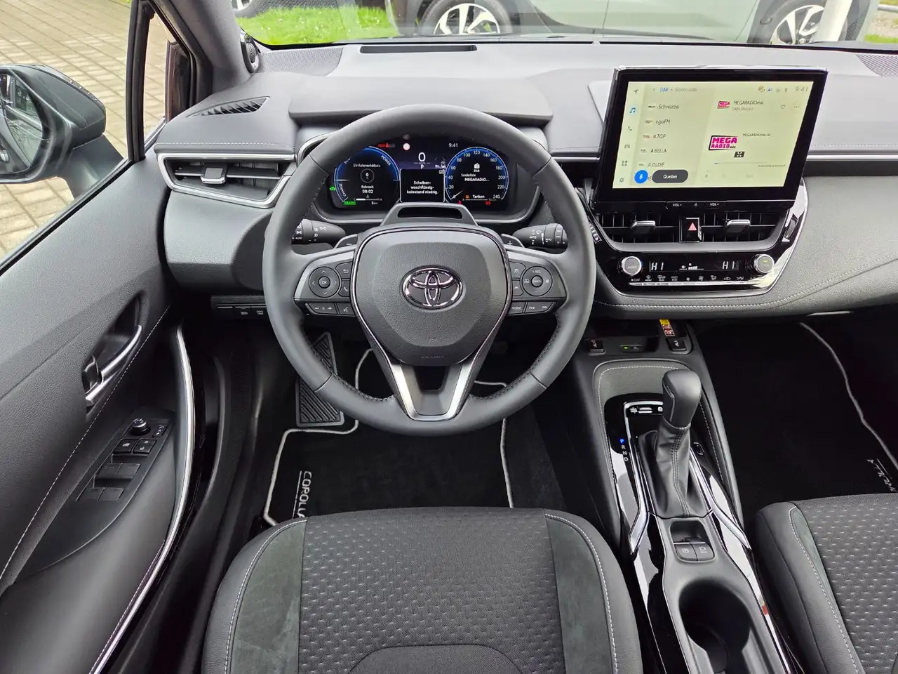 Toyota Corolla Touring Sports 2.0 Hybrid Lounge ACC Pano 9