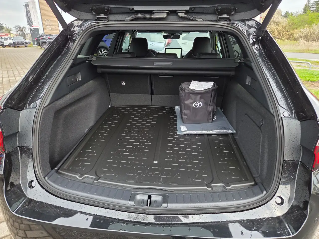 Toyota Corolla Touring Sports 2.0 Hybrid Lounge ACC Pano 7