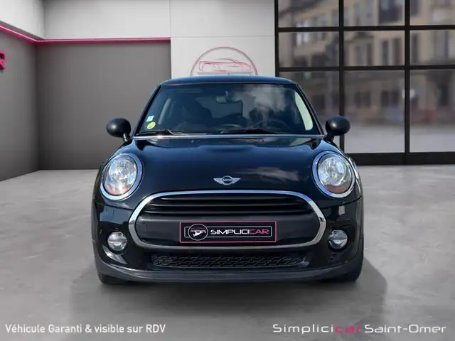Mini Hatch view 5