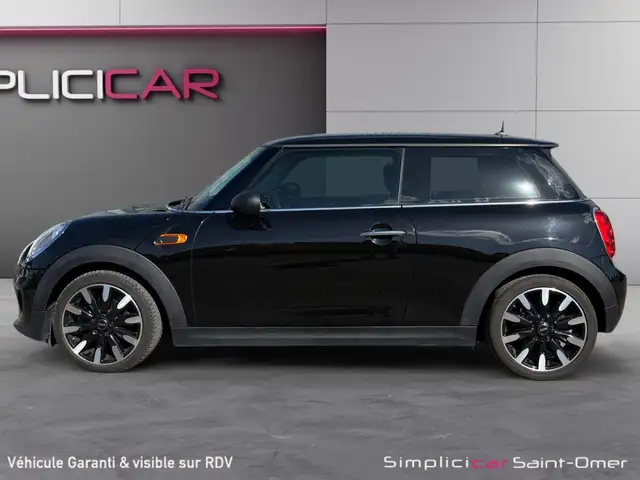 Mini Hatch view 8