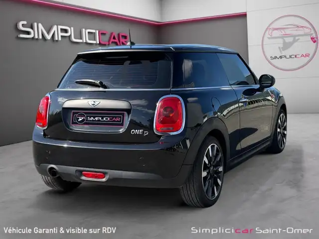 Mini Hatch view 4