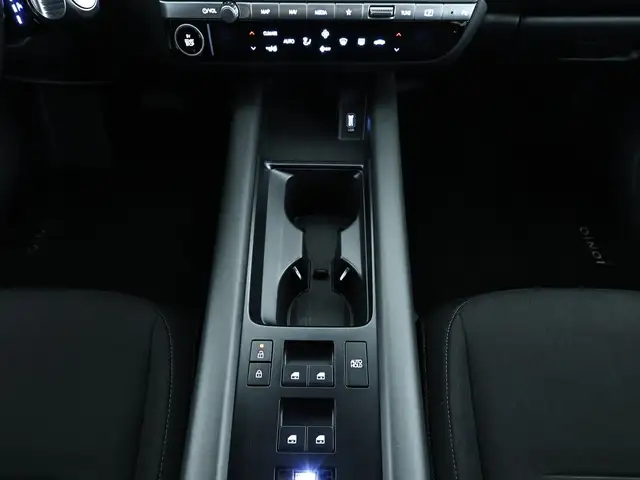 Hyundai Ioniq 6 view 13