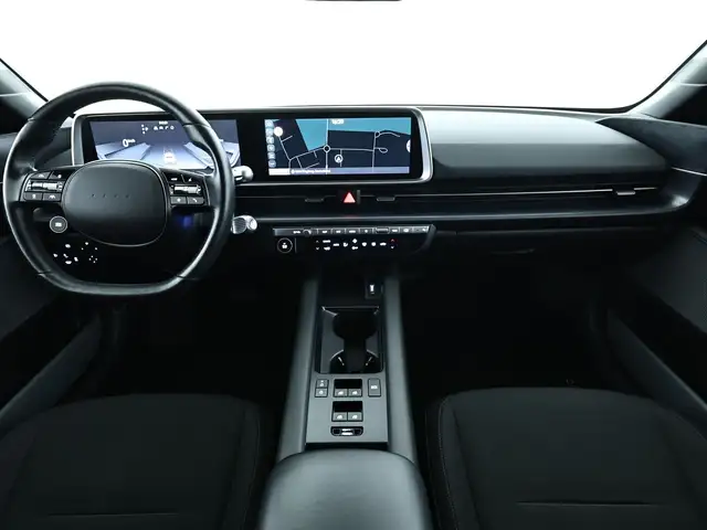 Hyundai Ioniq 6 view 9