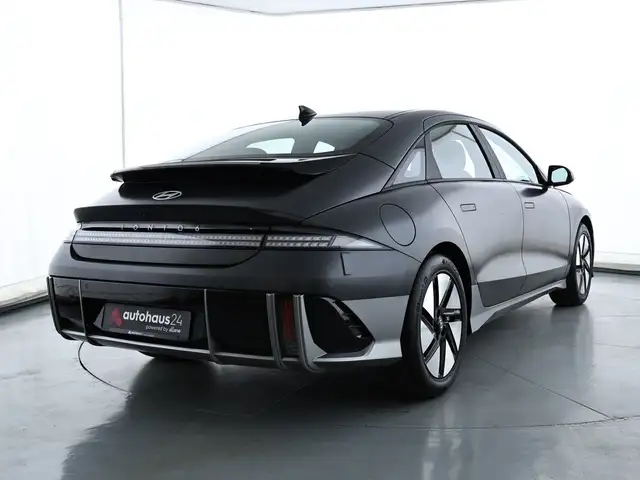 Hyundai Ioniq 6 view 5