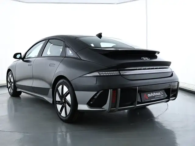 Hyundai Ioniq 6 view 4