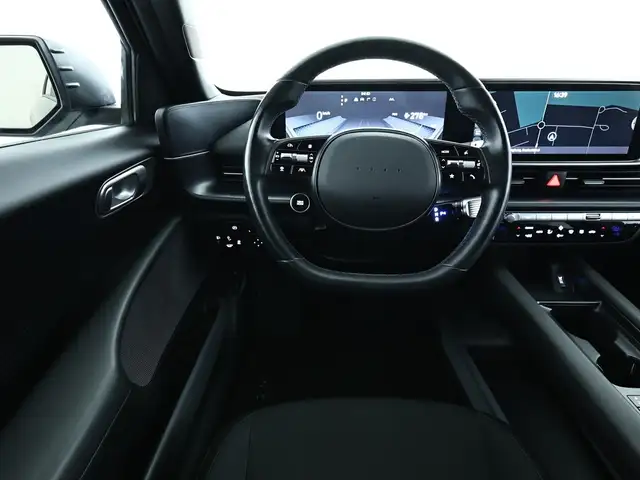 Hyundai Ioniq 6 view 10