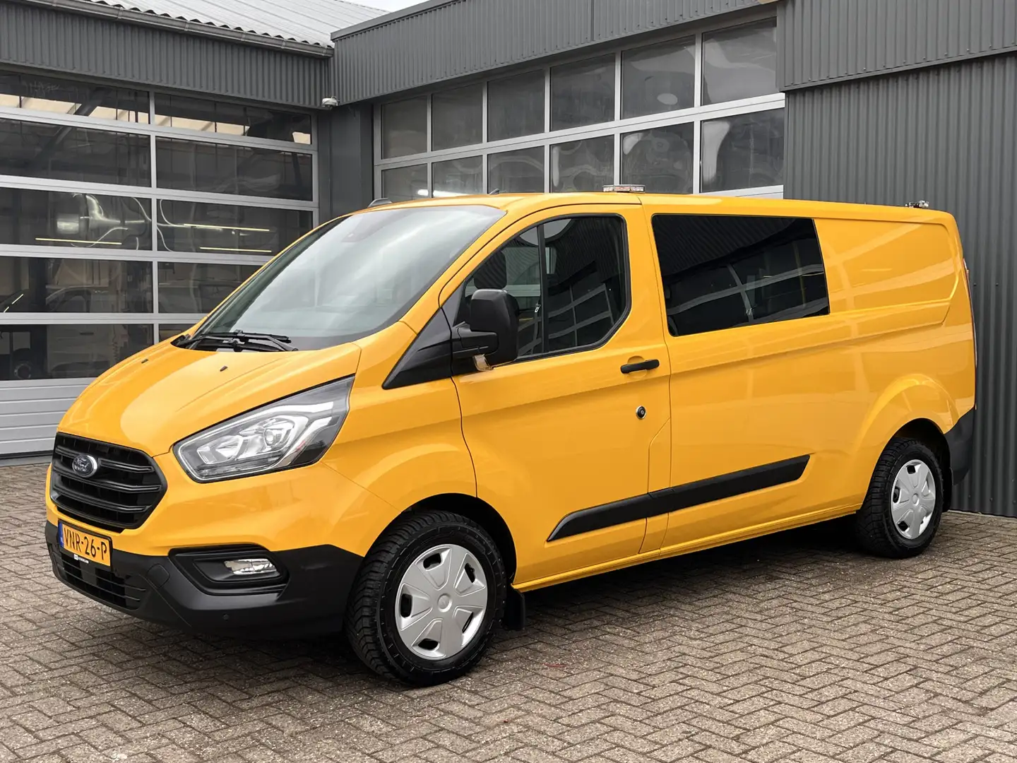 Ford Transit Custom 340 2.0 TDCI L2H1 DC Airco Cruise control Trekhaak Geel - 2