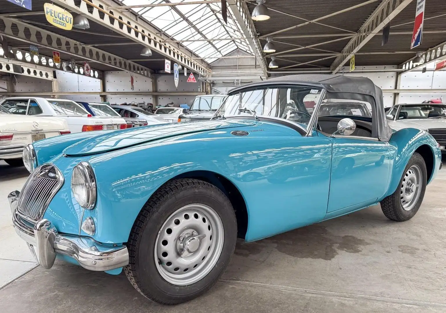 MG MGA Twin Cam (In Nederland geproduceerd!!) Blauw - 1