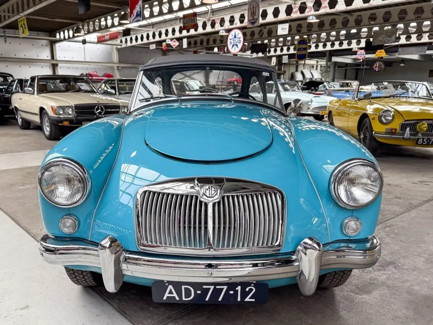 MG MGA Twin Cam (In Nederland geproduceerd!!) Blauw - 2