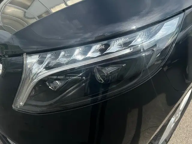 Mercedes-Benz V 300 d 4MATIC Ansicht 10