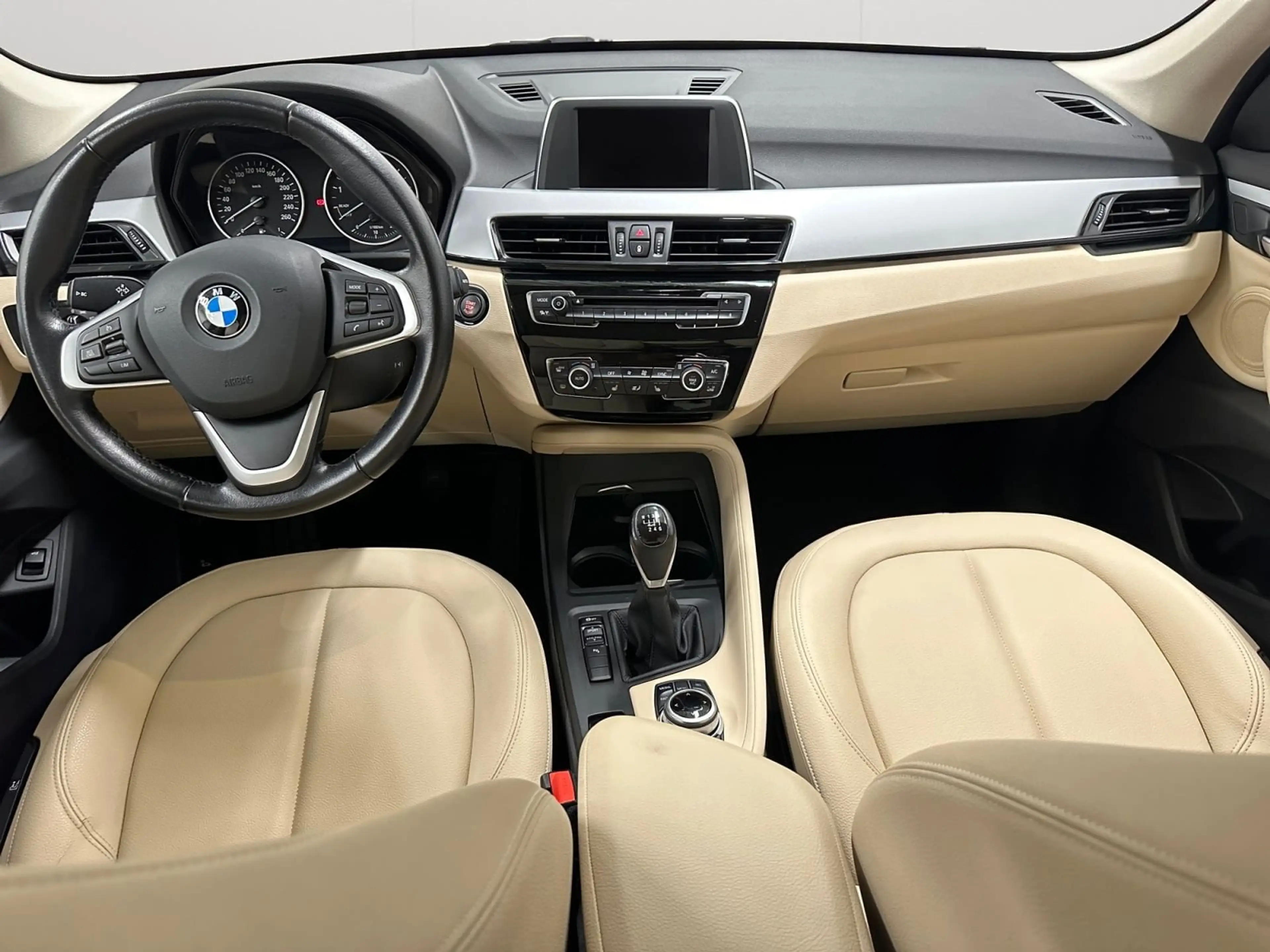 BMW X1 sDrive18i Leder GPS Verw.Zetels Dig.Airco Alu — photo 7