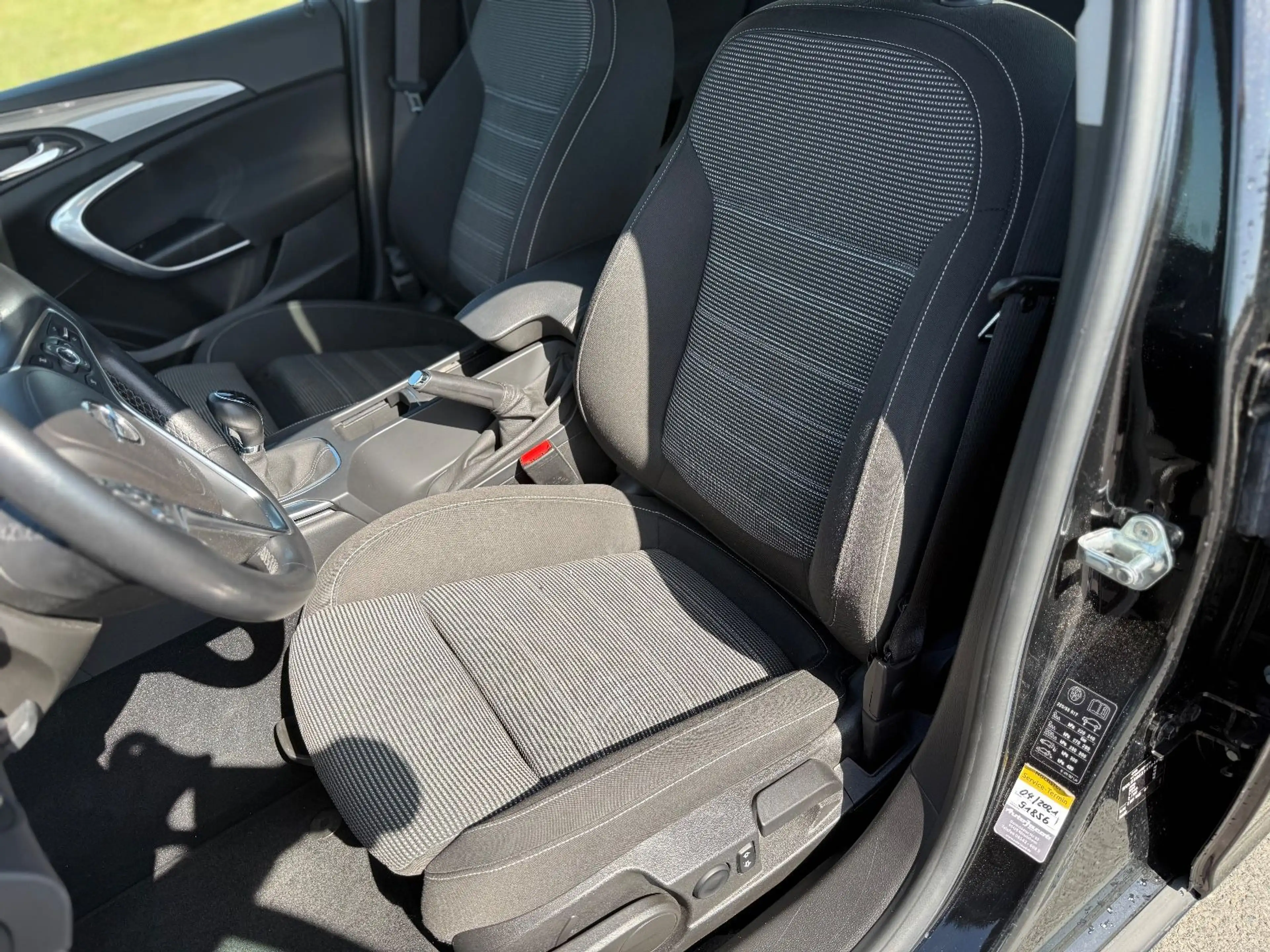 Opel Insignia 1.6 CDTI Sports Tourer *NAVI+18"ZOLL* — photo 13