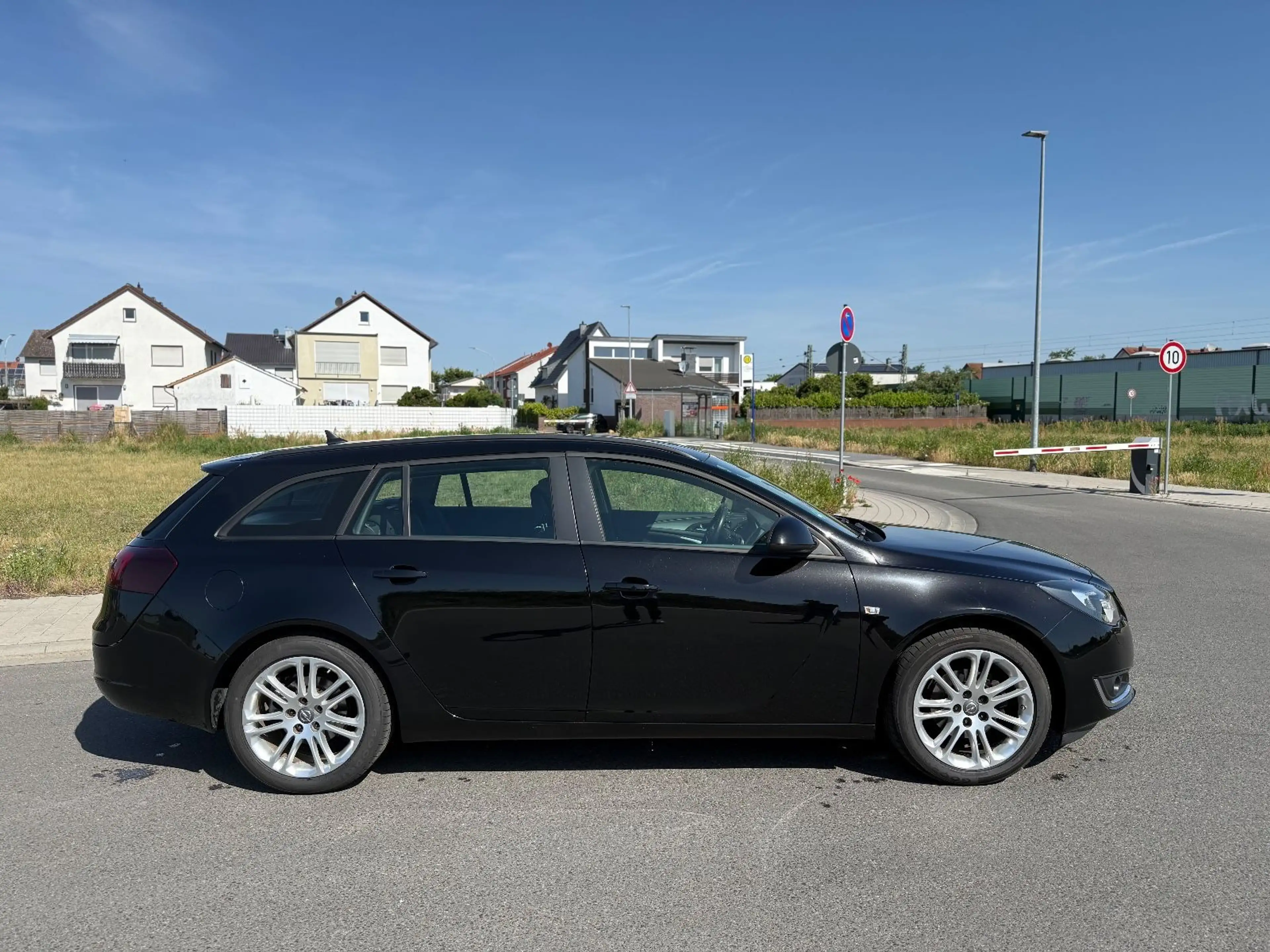 Opel Insignia 1.6 CDTI Sports Tourer *NAVI+18"ZOLL* — photo 3