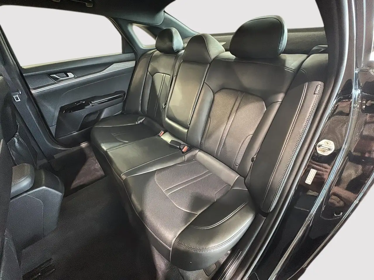Kia K5 снимка Kia K5