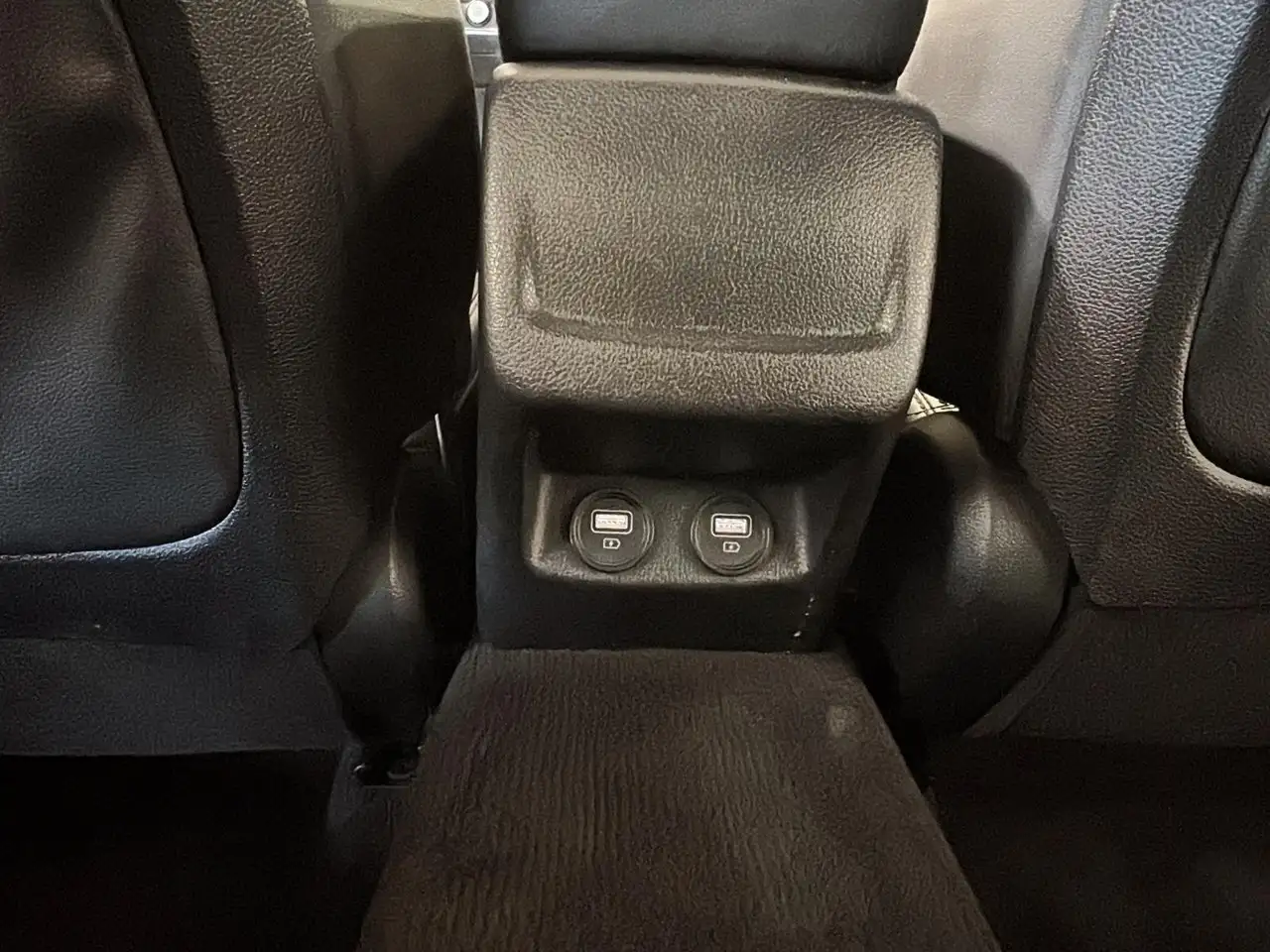 Kia K5 снимка Kia K5