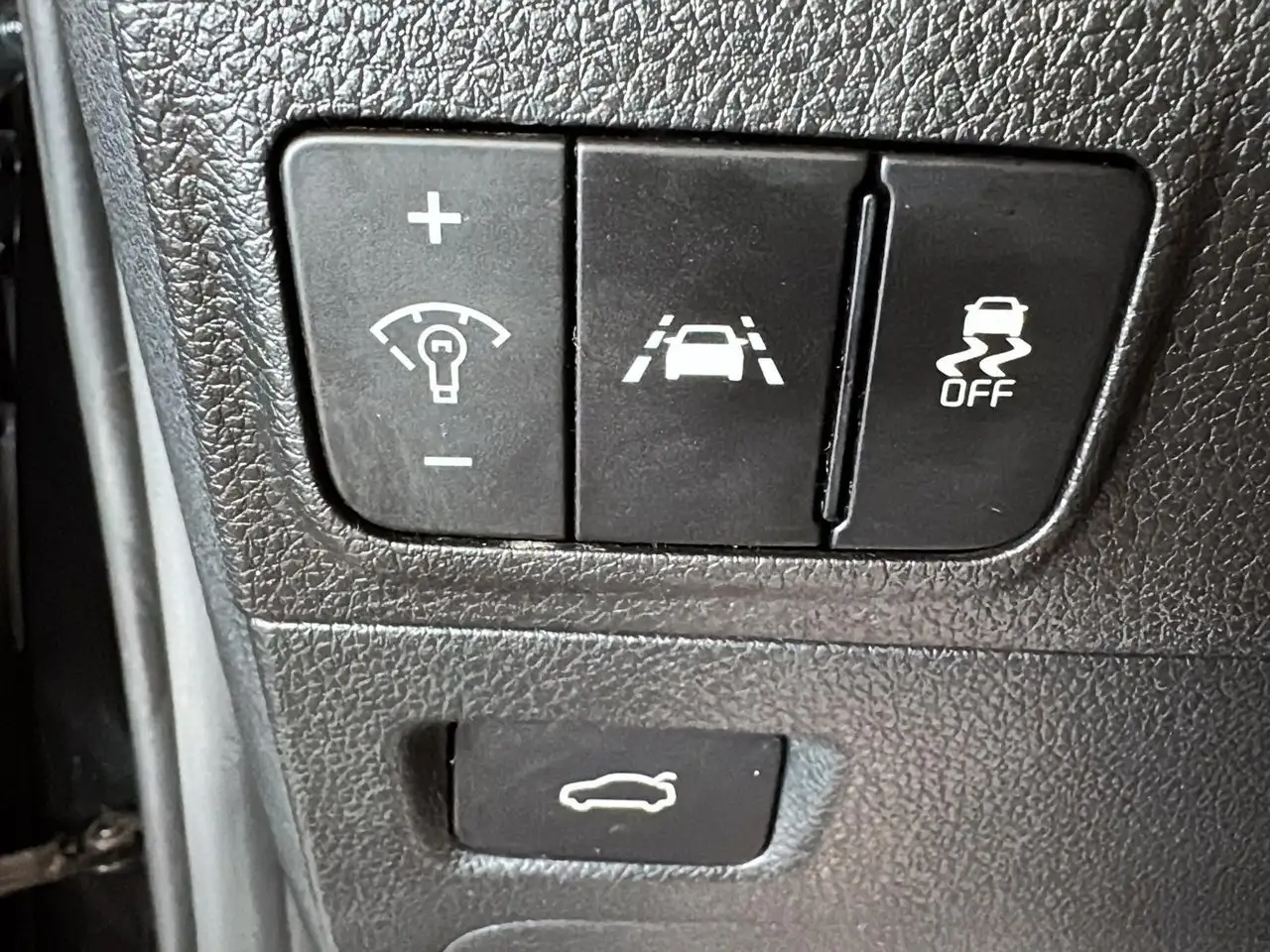 Kia K5 снимка Kia K5