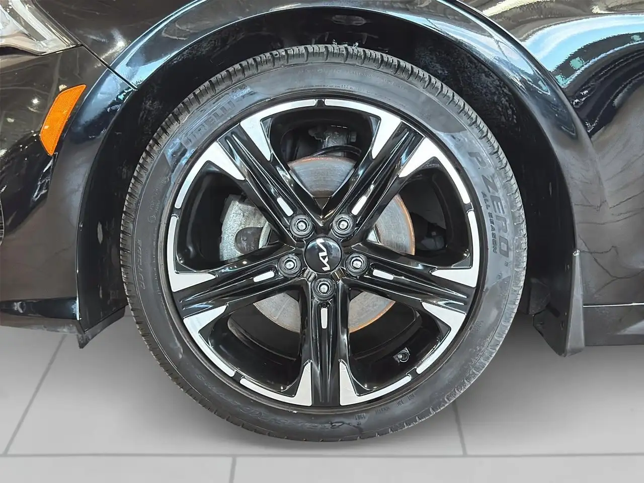Kia K5 снимка Kia K5