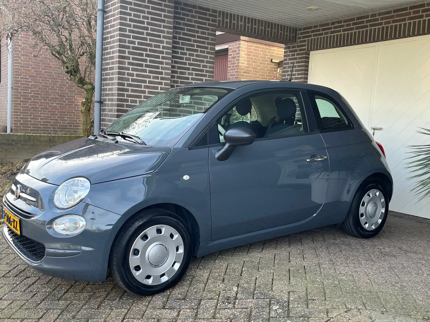 Fiat 500 Hybrid in topstaat met weinig KM en nieuwe APK Grijs - 2