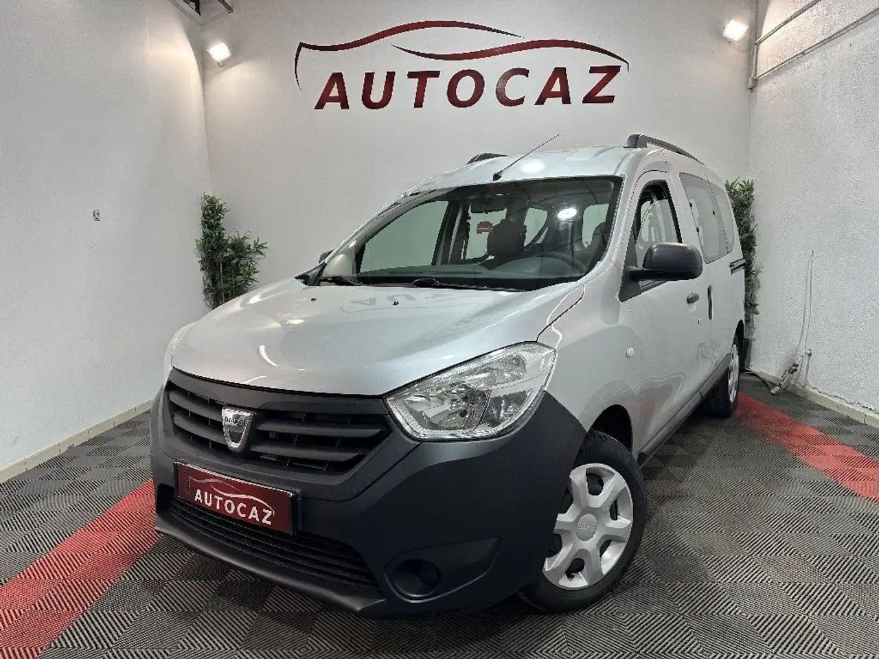 Dacia Dokker 1.5 dCi 75 eco2 LaurÃ©ate %2B77000KMS