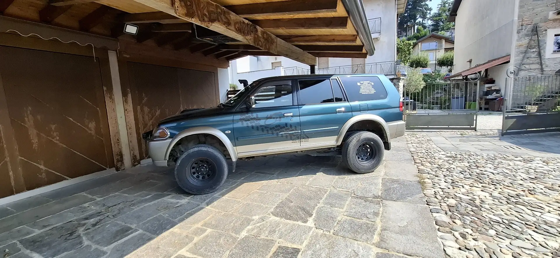 Mitsubishi Pajero Sport Wagon 2.5 tdi Invite 115cv - 1