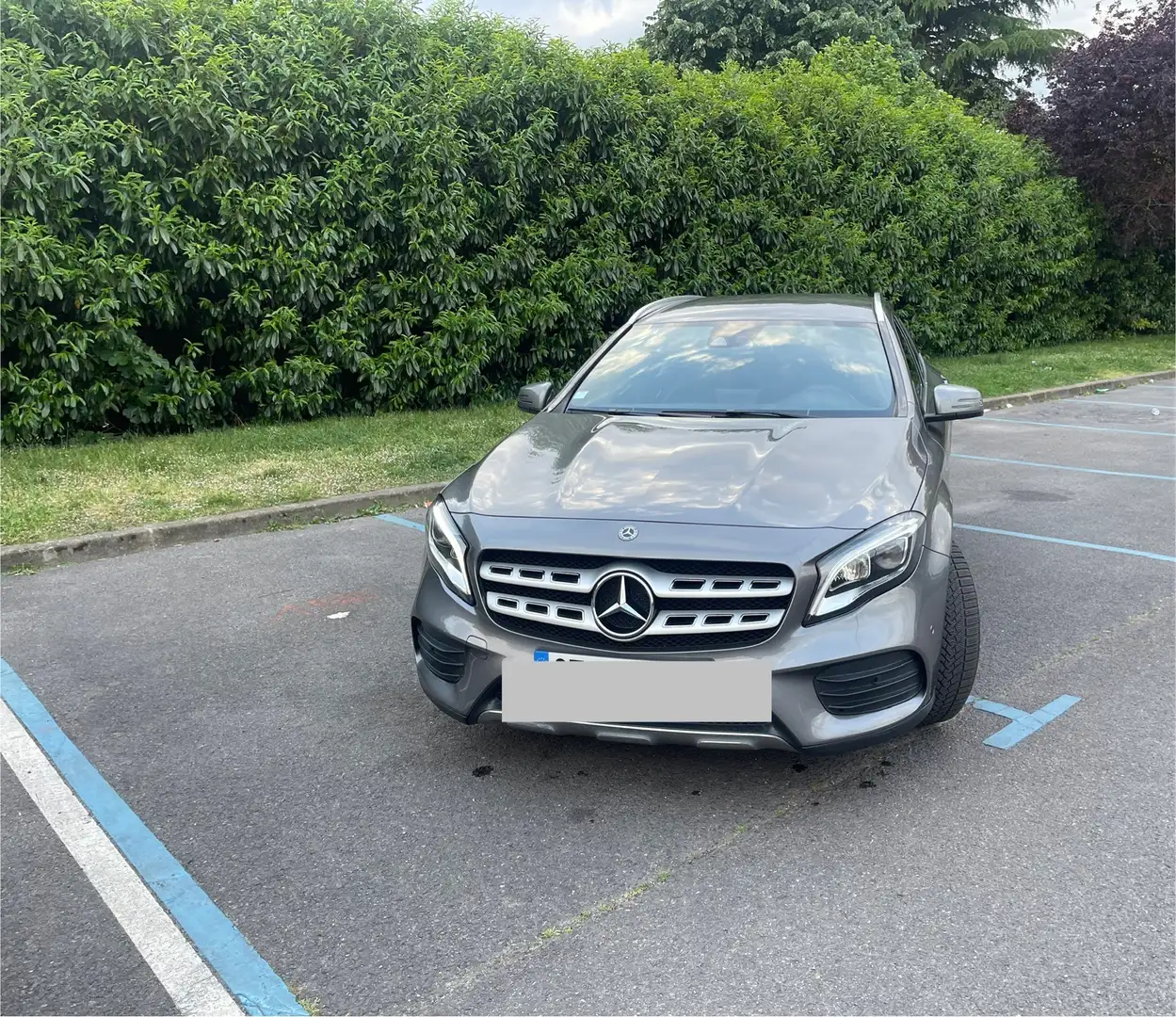 Mercedes-Benz GLA 200 AMG d 7-G DCT Fascination - 2
