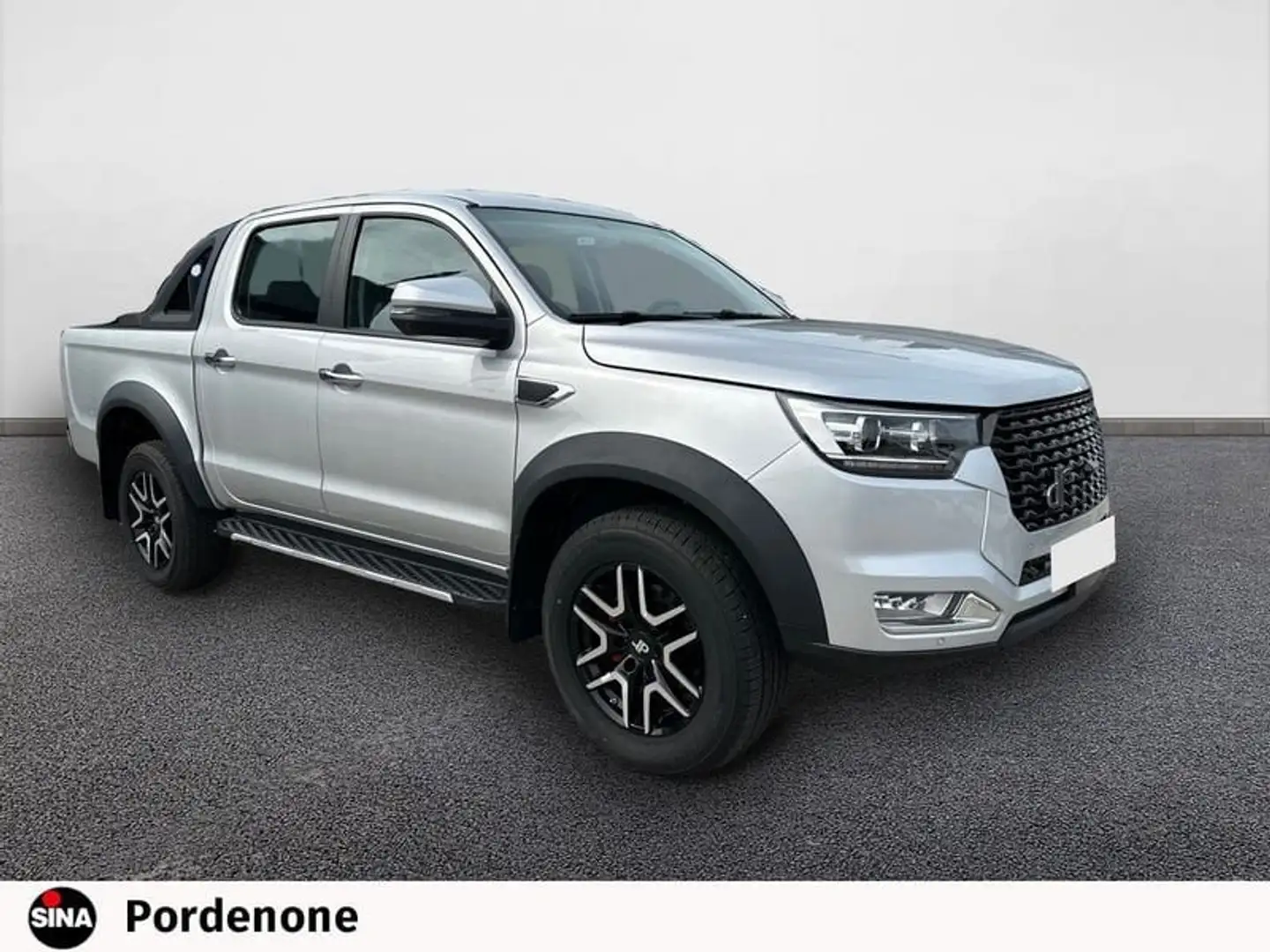 DR Automobiles PK8 2.0 Turbo Diesel Doppia Cabina 4x4 - COOL WUV - F Argent - 2