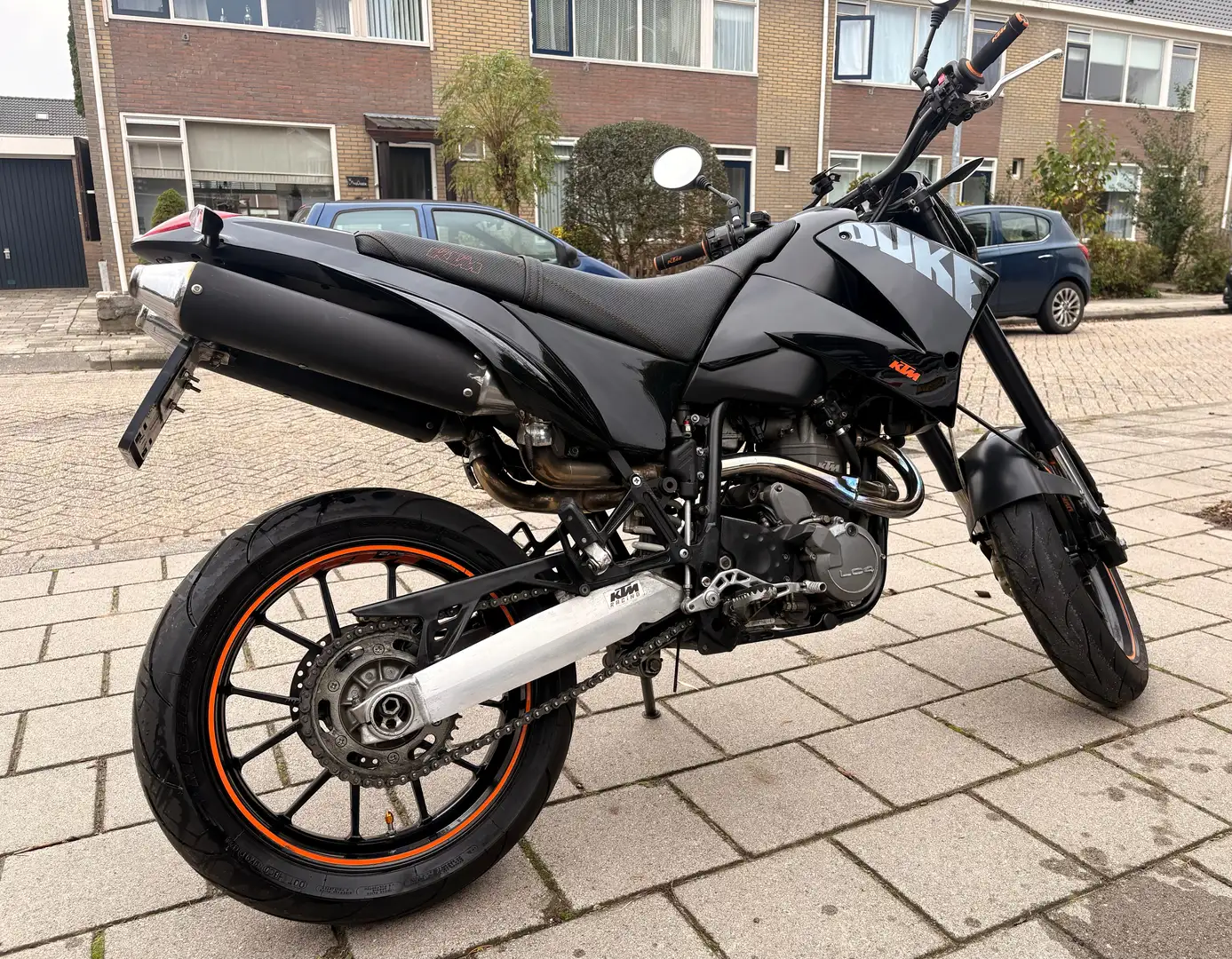 KTM 640 Duke Zwart - 1