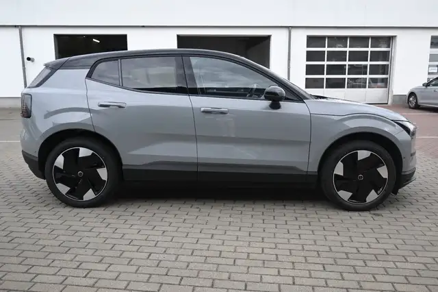 Volvo Ex30 view 7
