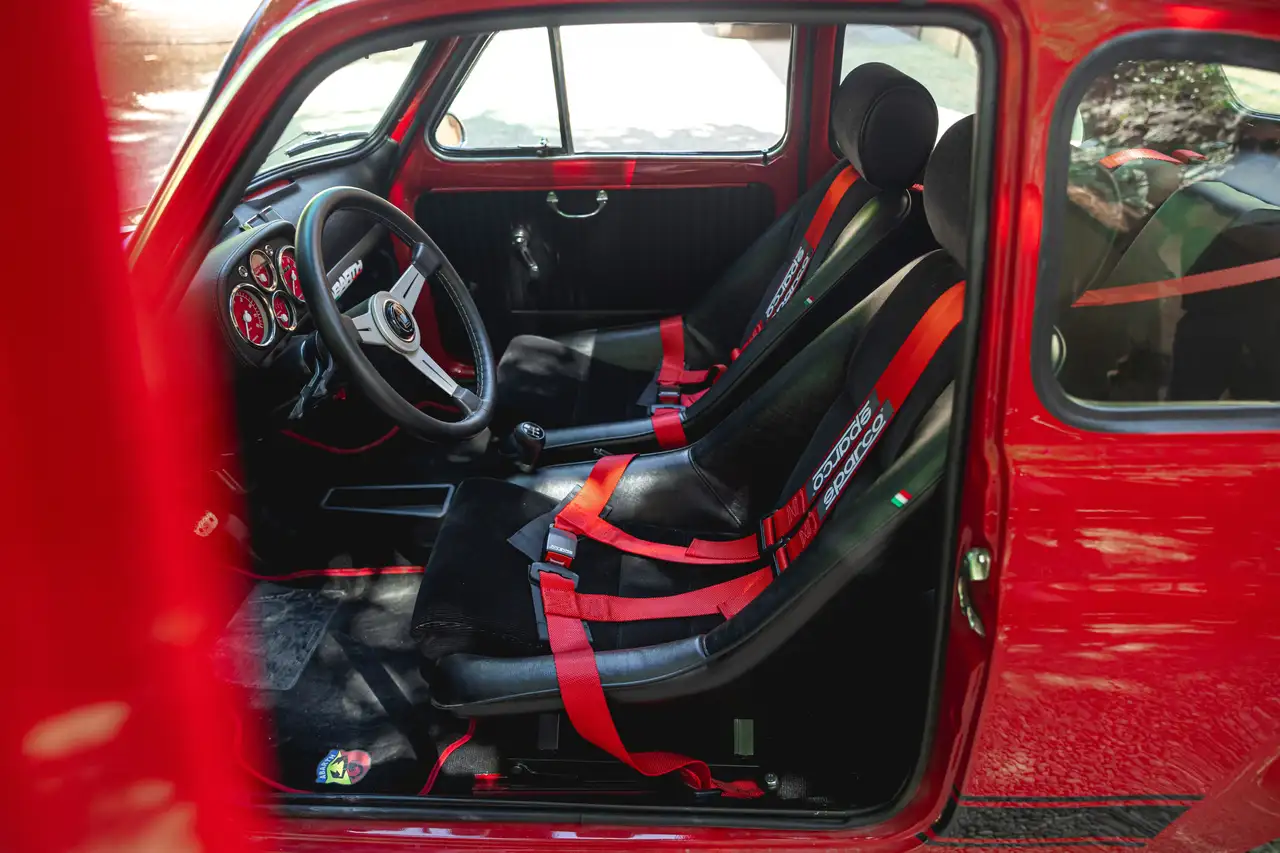 Abarth 695 Replica, foto 3