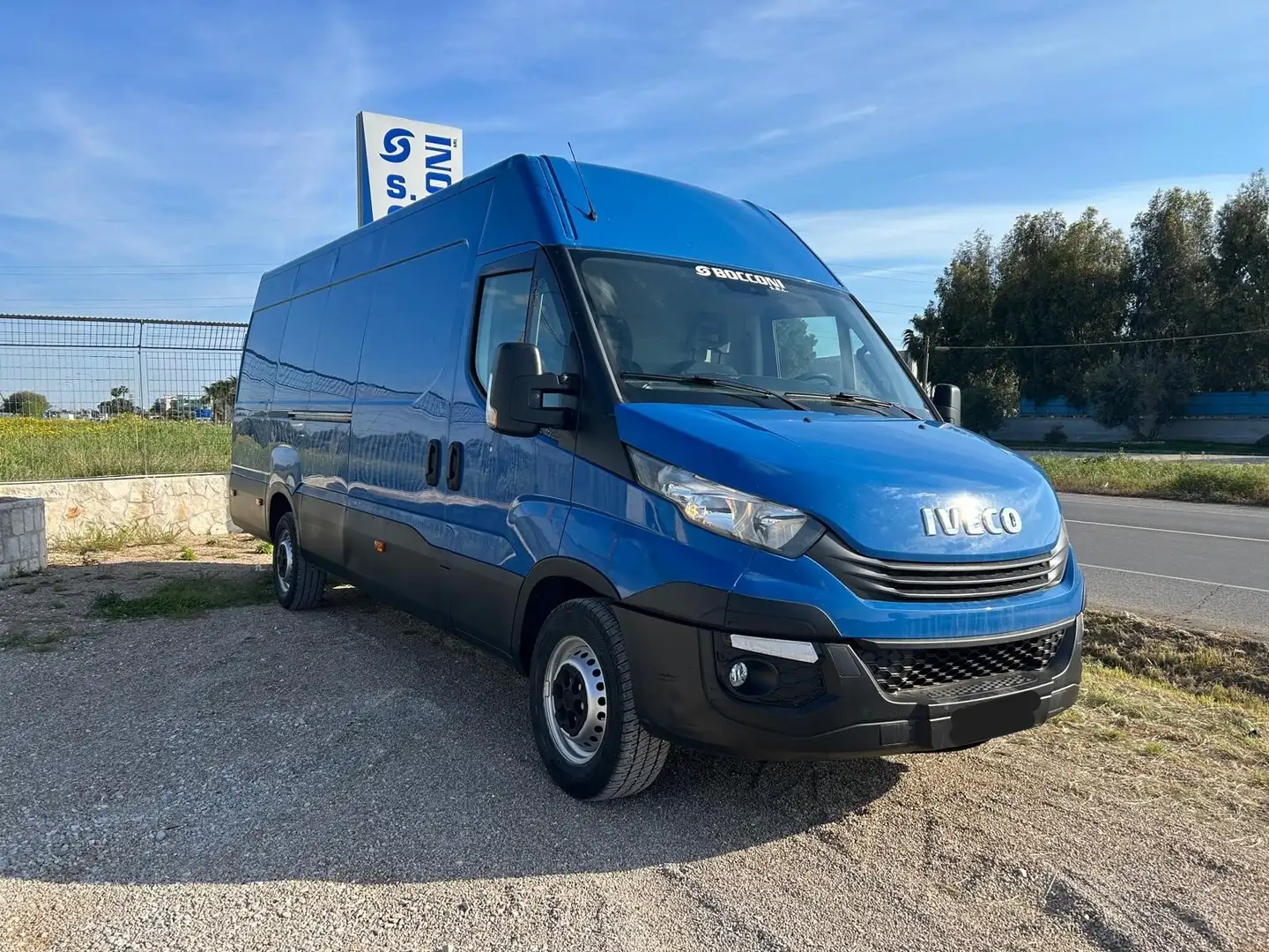 Iveco Daily 35S14 Blauw - 1