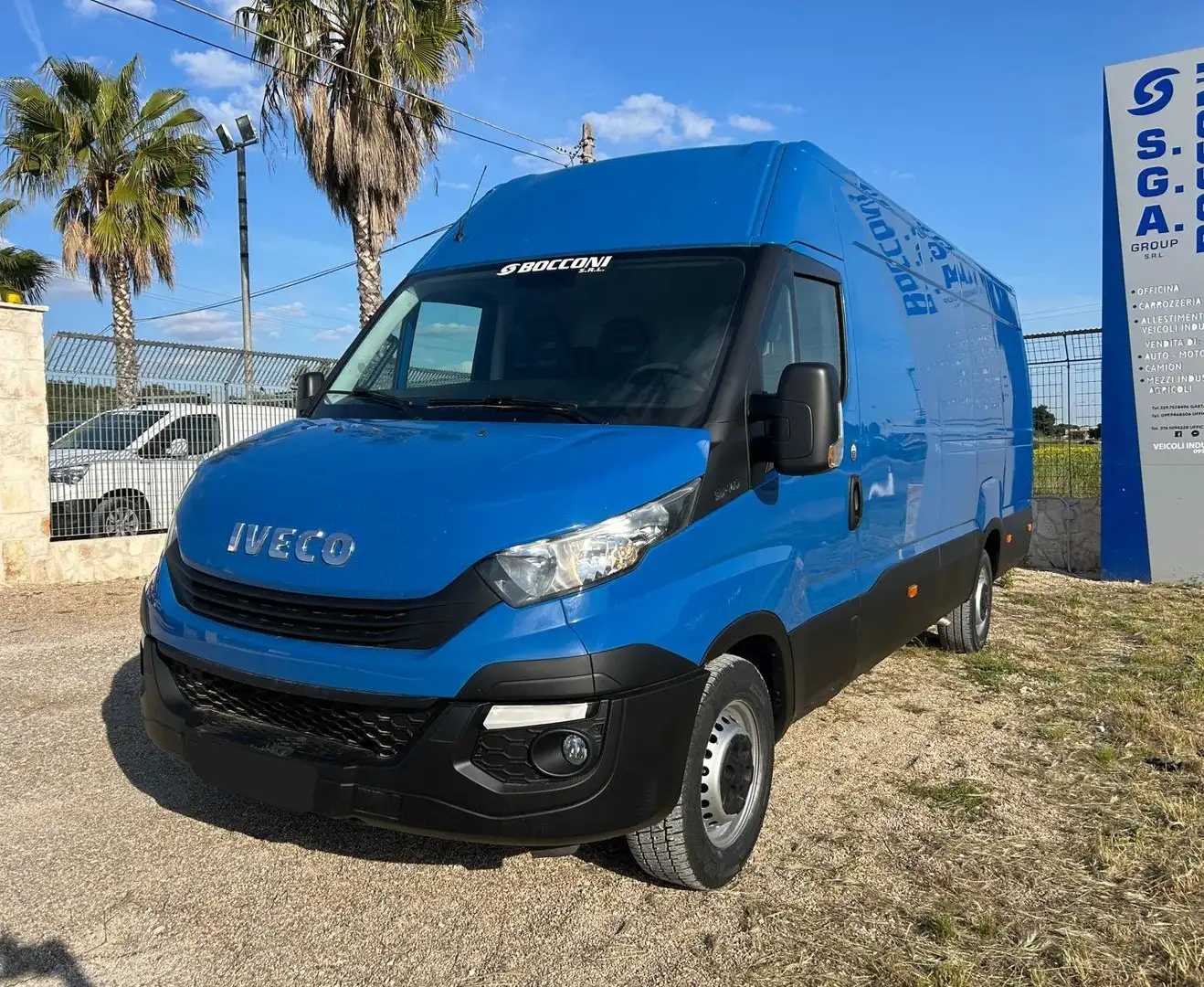 Iveco Daily 35S14 Blauw - 2
