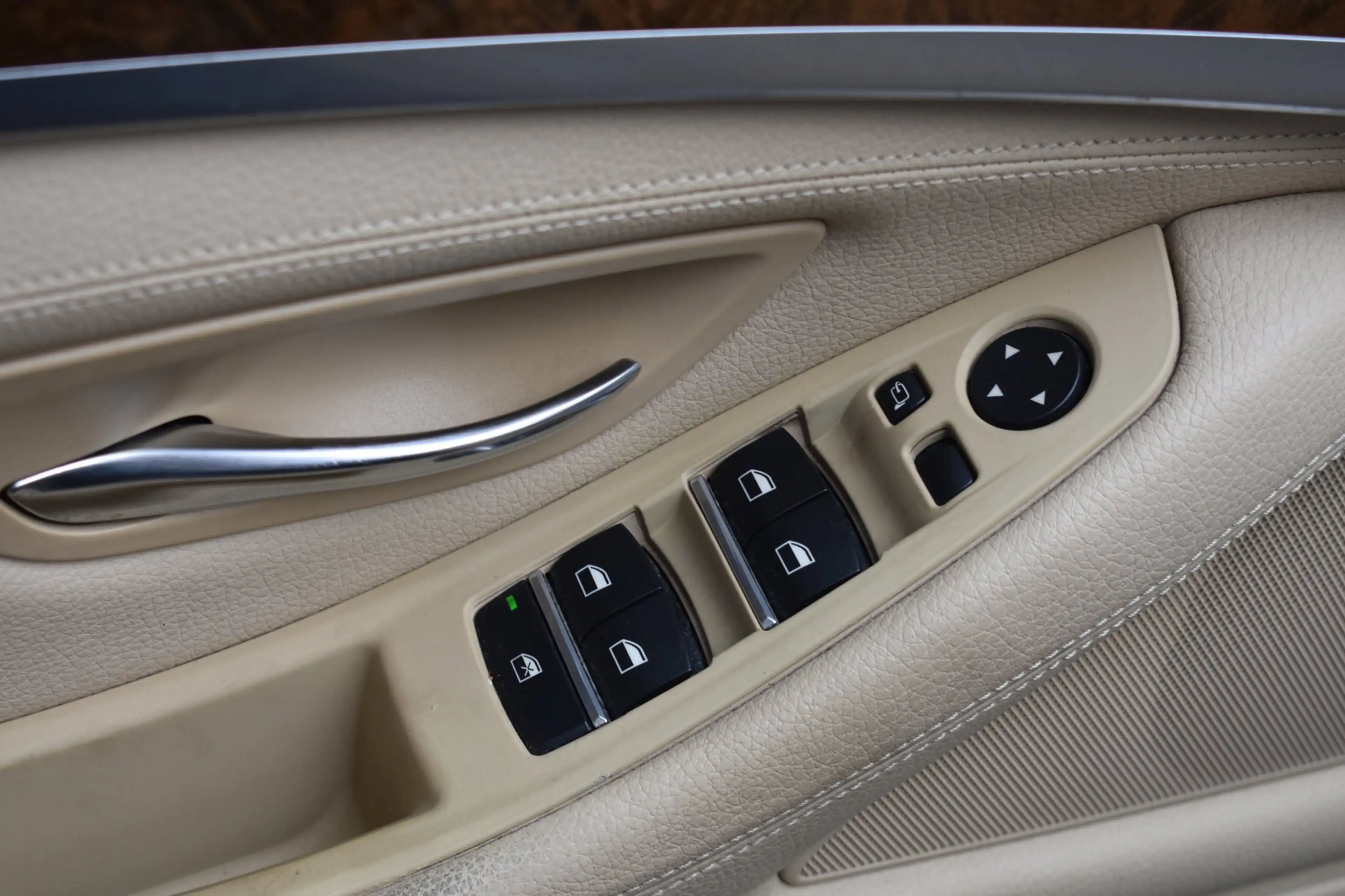BMW 535 5-serie Touring 535d High Executive '11 Xenon Pano — photo 16