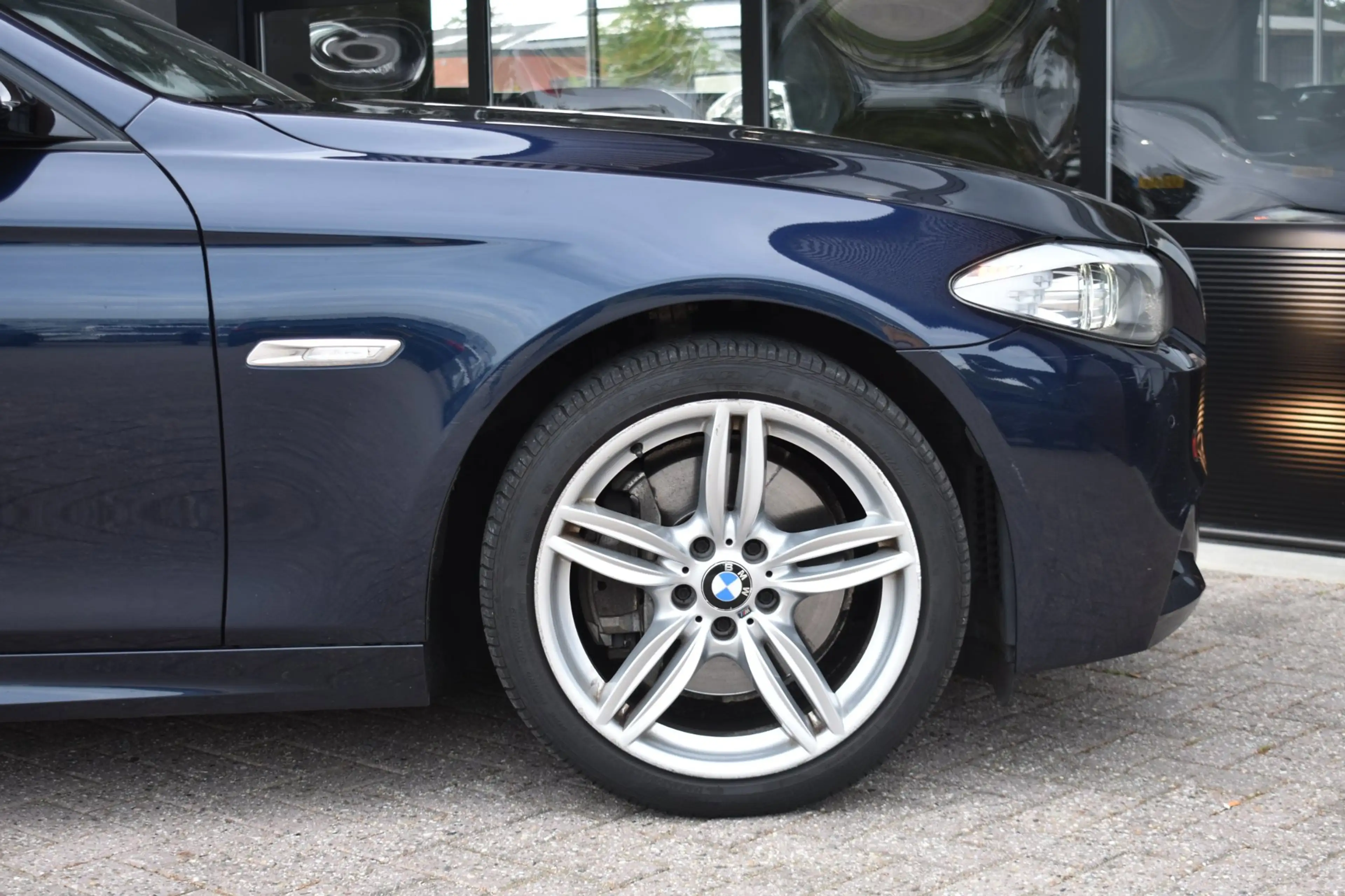 BMW 535 5-serie Touring 535d High Executive '11 Xenon Pano — photo 10