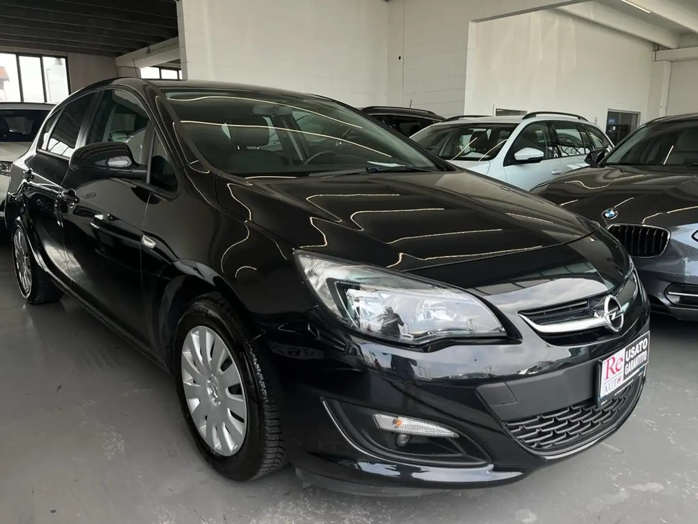 Opel Astra 5p 1.4 t Cosmo GPL 140cv  *Euro 6* Noir - 1