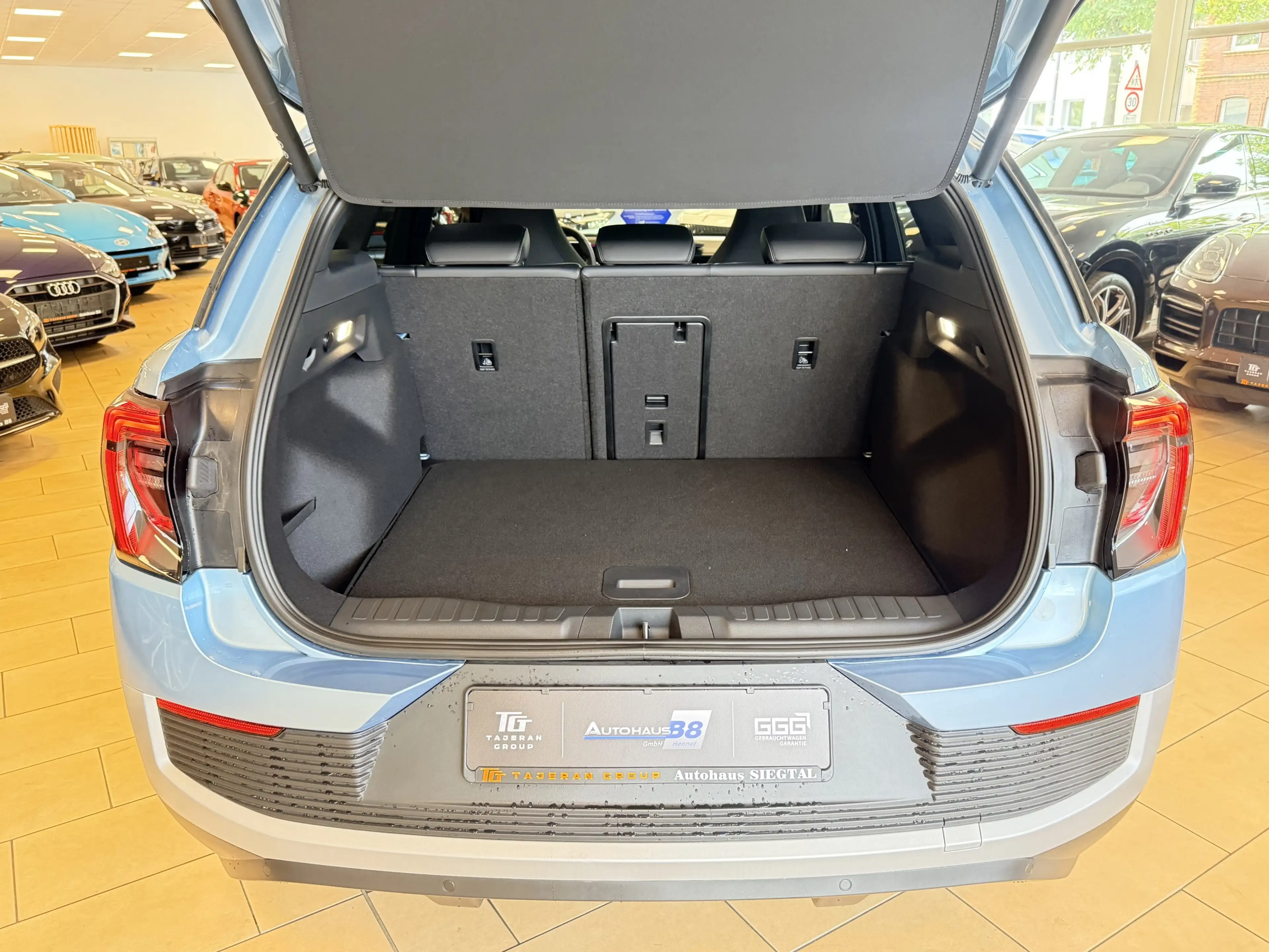 Ford Explorer Pano*ACC*ST-heiz*B&O*Massage*Leder*360 — photo 5