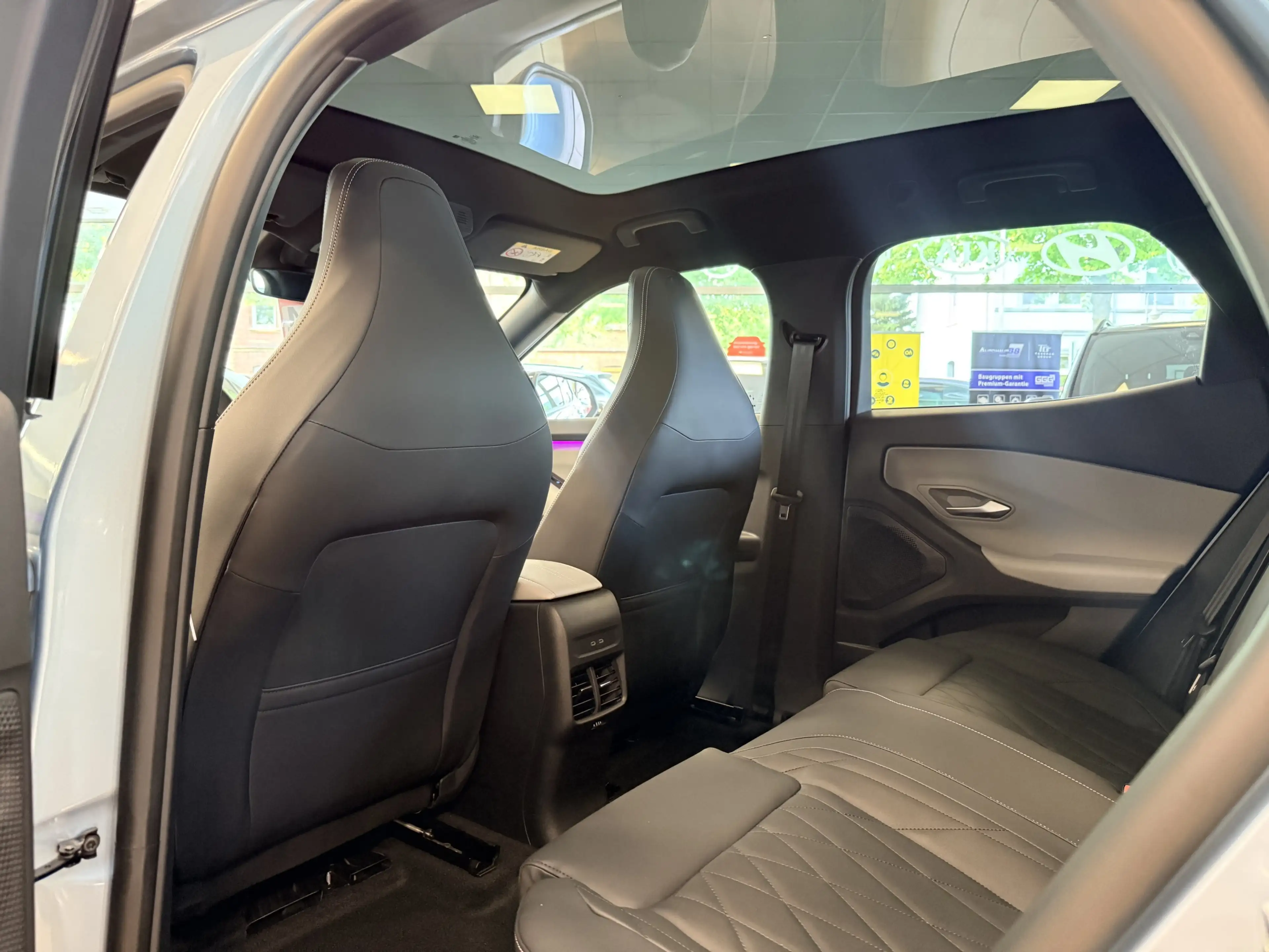 Ford Explorer Pano*ACC*ST-heiz*B&O*Massage*Leder*360 — photo 11
