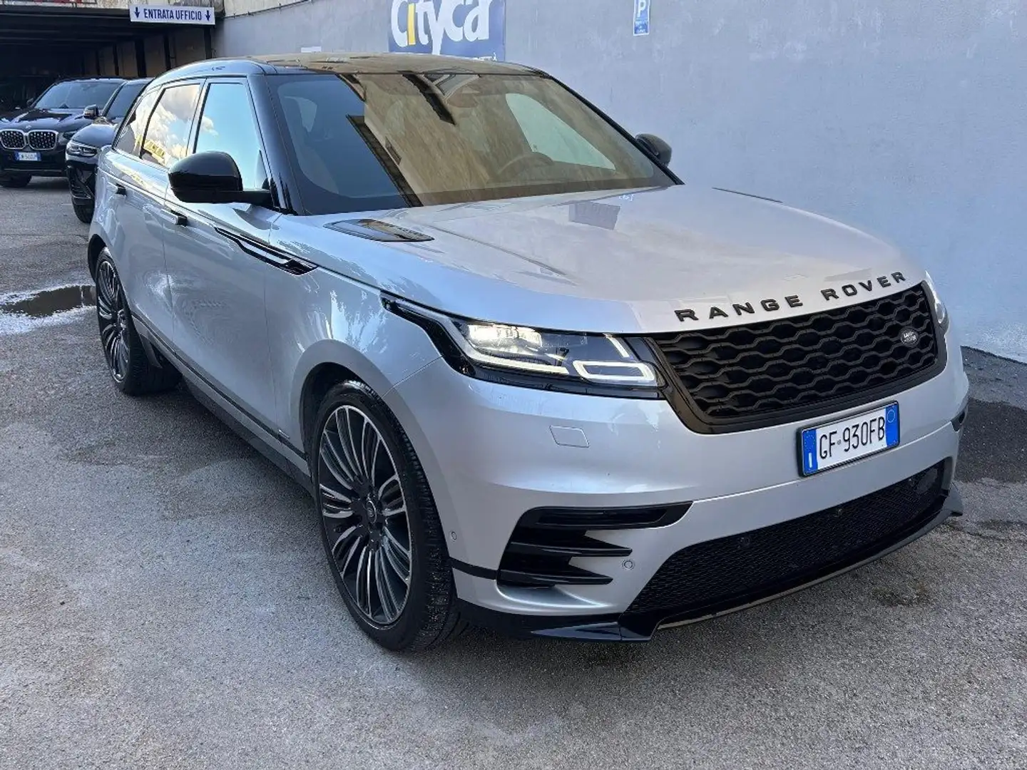 Land Rover Range Rover Velar 3.0D l6 300 CV R-Dynamic HSE Argento - 2