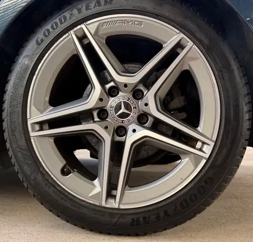 Mercedes-Benz A-Class view 29