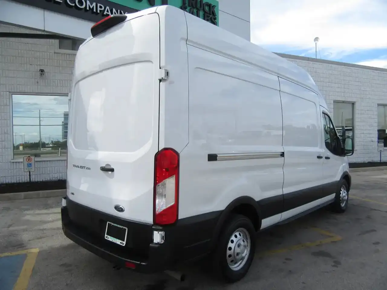 Ford Transit photo Ford Transit