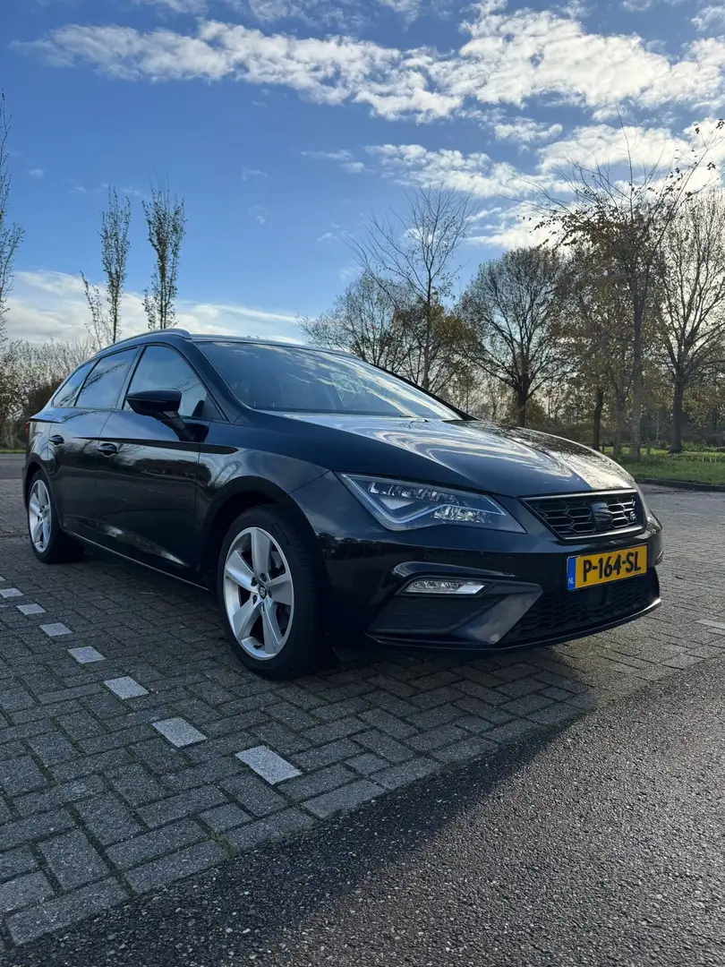 SEAT Leon 1.4 TSI X-PERIENCE Noir - 1