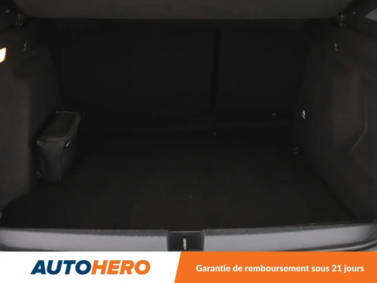 Dacia Duster — photo 17