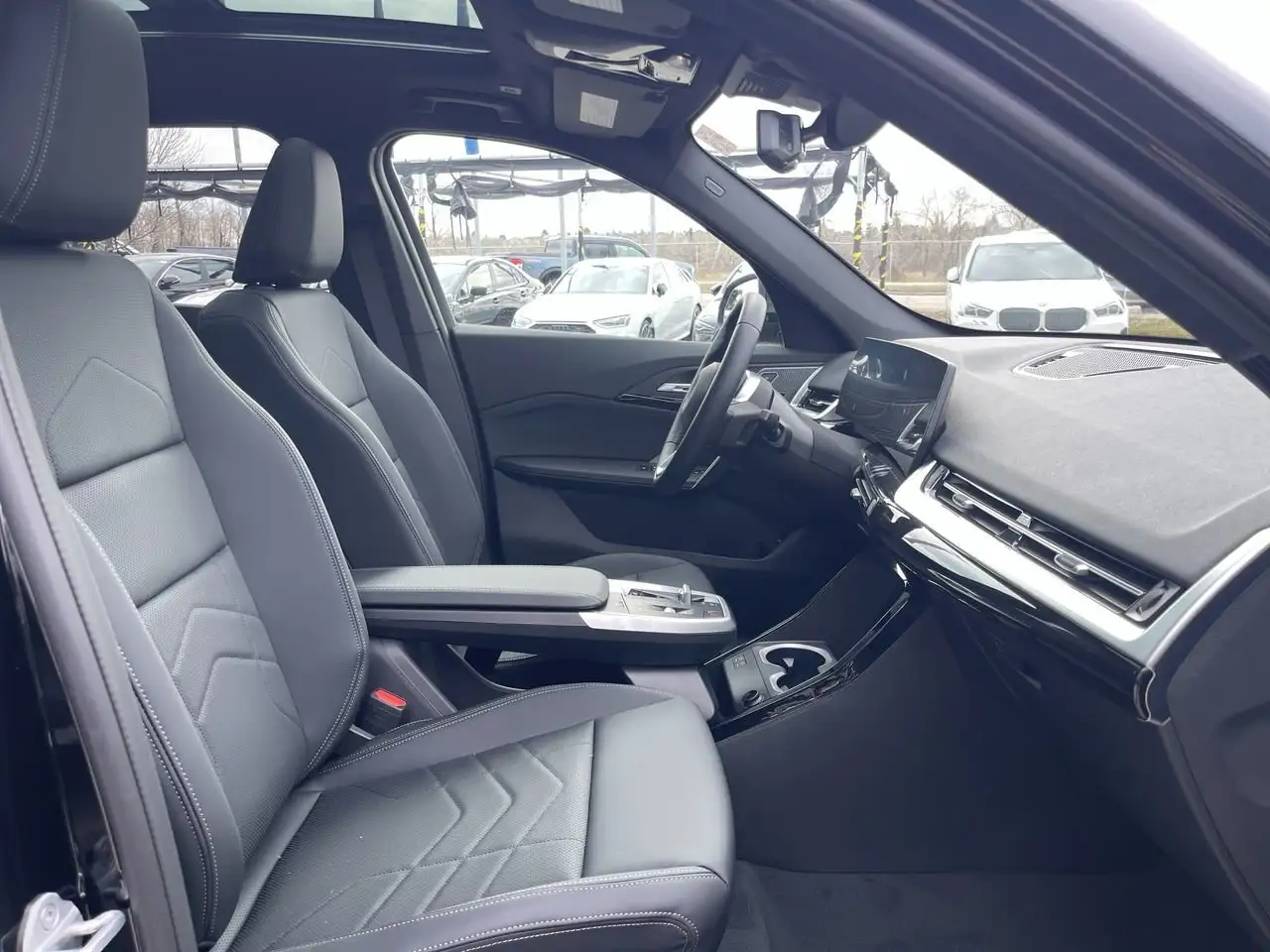 BMW X1 снимка BMW X1
