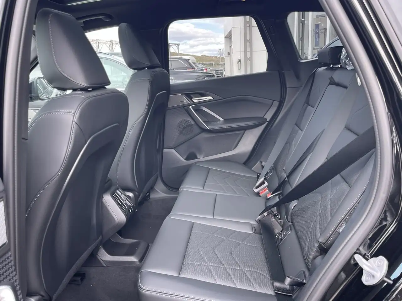 BMW X1 снимка BMW X1