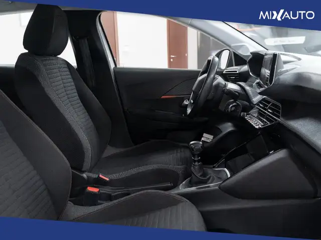 Peugeot 208 view 14