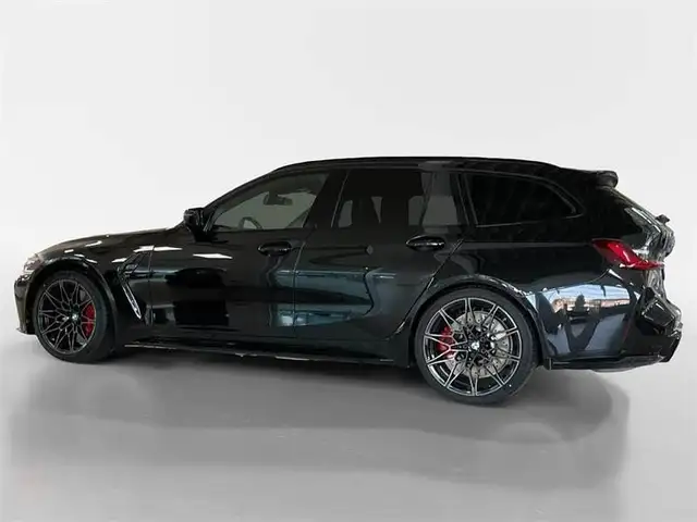BMW M3 view 5