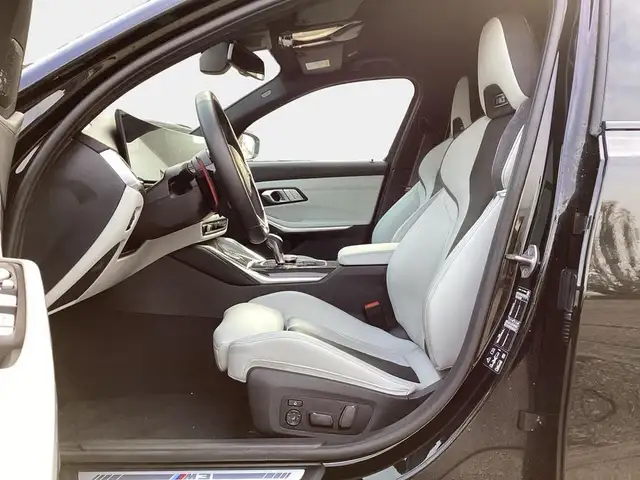 BMW M3 view 12