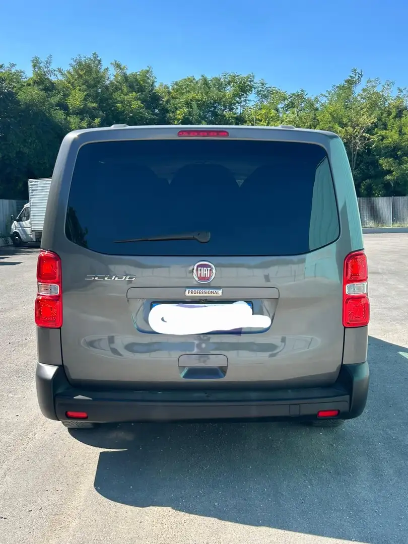 Fiat Scudo 2.0 bluehdi 145 Grigio - 2